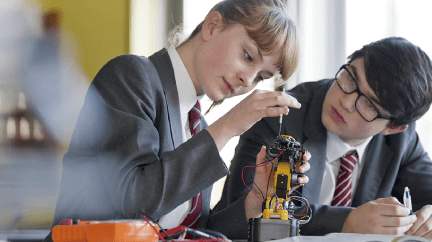 鵬飛集團2026年新年獻詞